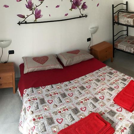 B&B Honey Rooms Saronno Exteriér fotografie