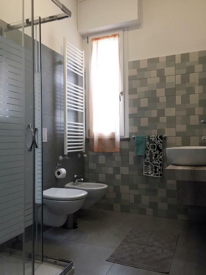 B&B Honey Rooms Saronno Exteriér fotografie